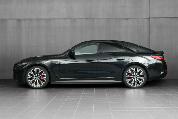 bmw-i4-m50-elektrisitet-2023-big-2