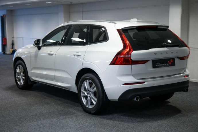 volvo-xc-60-diesel-2019-big-1