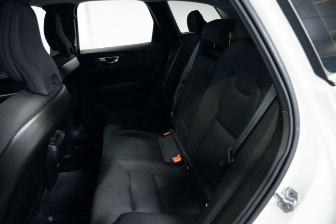 volvo-xc-60-diesel-2019-big-6