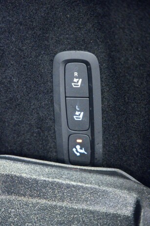 volvo-xc-60-diesel-2019-big-8