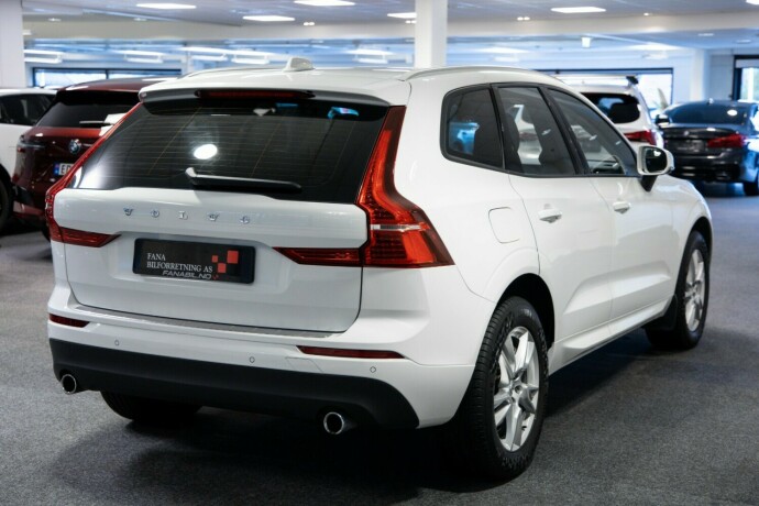 volvo-xc-60-diesel-2019-big-2