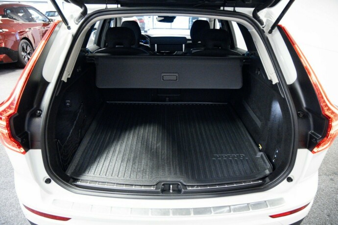 volvo-xc-60-diesel-2019-big-7