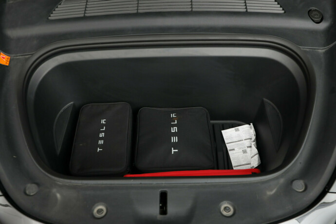 tesla-model-y-elektrisitet-2023-big-28