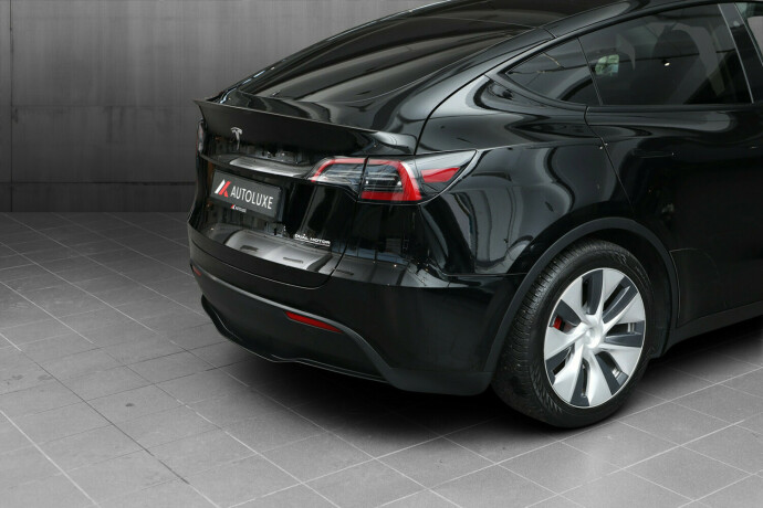 tesla-model-y-elektrisitet-2023-big-21