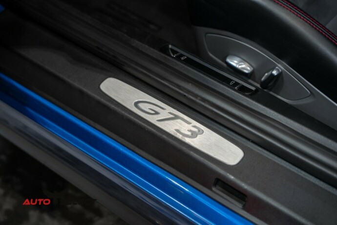 porsche-911-bensin-2015-big-40