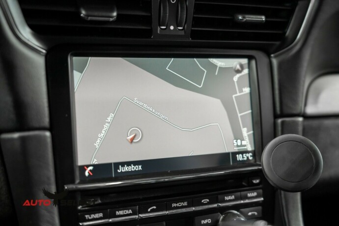 porsche-911-bensin-2015-big-67