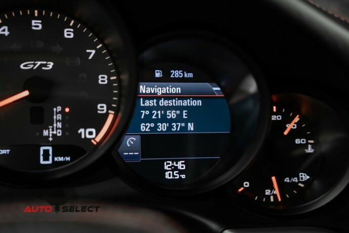 porsche-911-bensin-2015-big-57