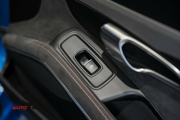 porsche-911-bensin-2015-big-31