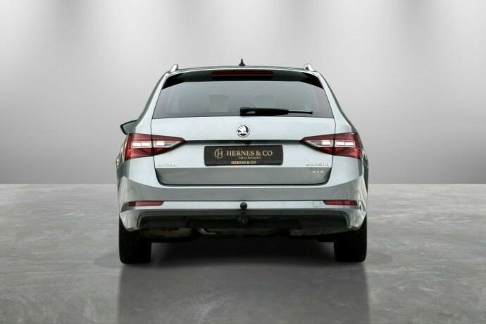 skoda-superb-diesel-2019-big-6