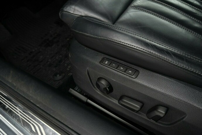 skoda-superb-diesel-2019-big-23