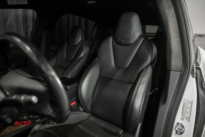 tesla-model-x-elektrisitet-2019-big-23