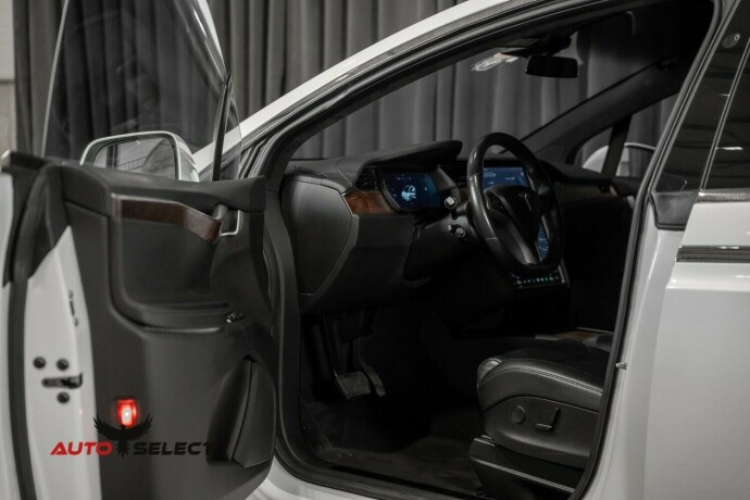 tesla-model-x-elektrisitet-2019-big-19