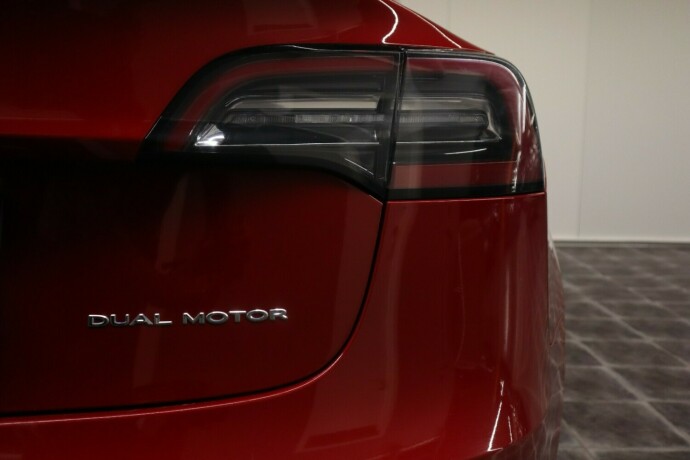 tesla-model-3-elektrisitet-2019-big-33