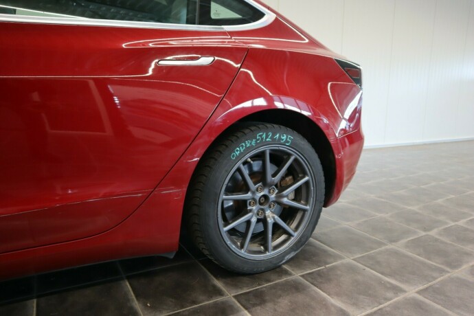 tesla-model-3-elektrisitet-2019-big-35