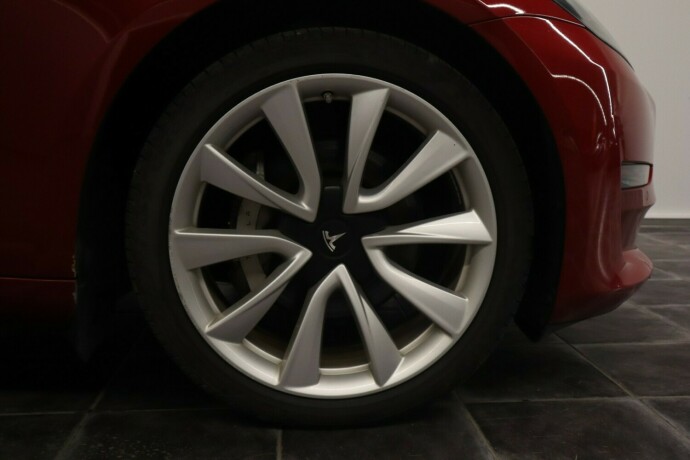 tesla-model-3-elektrisitet-2019-big-34