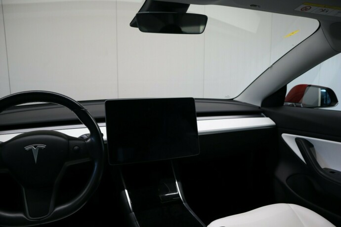 tesla-model-3-elektrisitet-2019-big-17