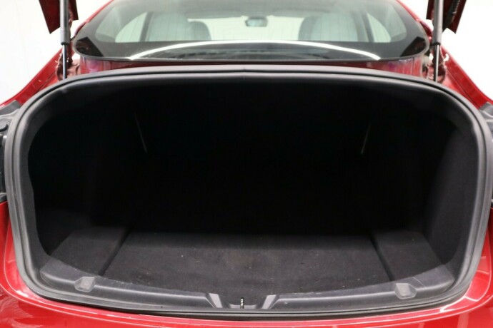 tesla-model-3-elektrisitet-2019-big-30