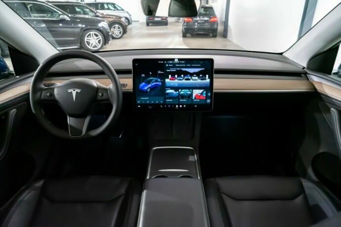 tesla-model-y-elektrisitet-2024-big-6