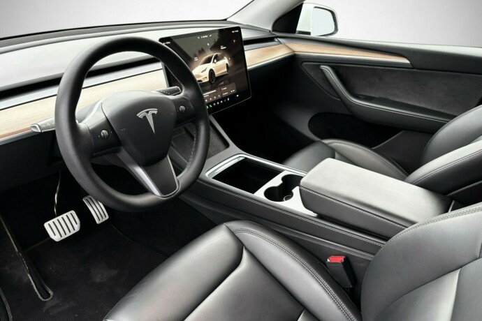 tesla-model-y-elektrisitet-2023-big-37