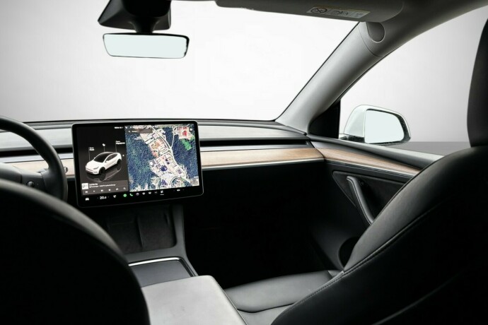 tesla-model-y-elektrisitet-2023-big-35