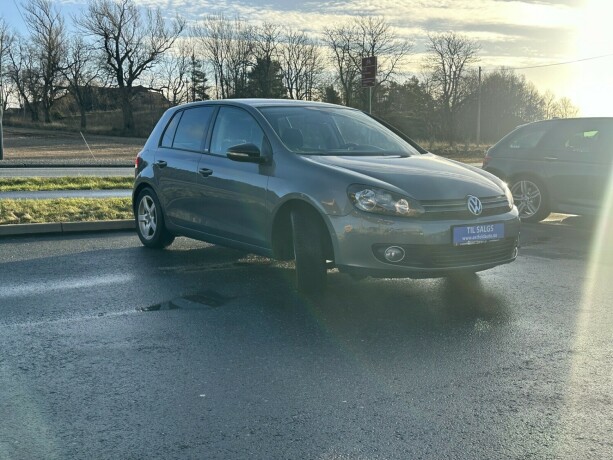 volkswagen-golf-bensin-2012-big-2