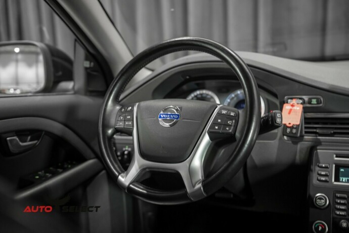 volvo-xc-70-diesel-2010-big-25