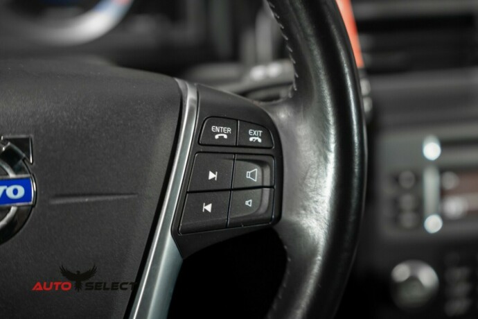 volvo-xc-70-diesel-2010-big-30