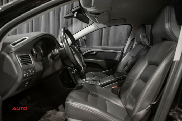 volvo-xc-70-diesel-2010-big-23