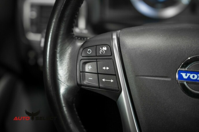 volvo-xc-70-diesel-2010-big-28