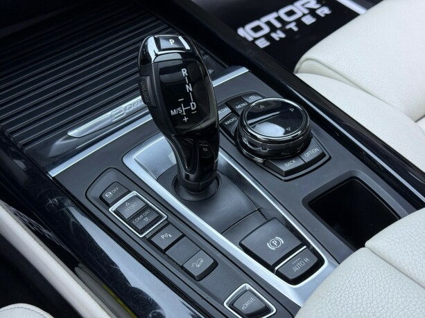 bmw-x5-elektrisitetbensin-2016-big-29