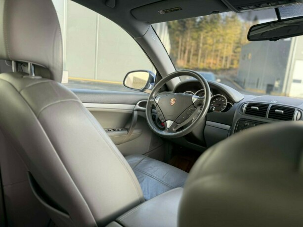 porsche-cayenne-bensin-2003-big-16