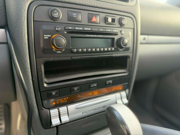 porsche-cayenne-bensin-2003-big-21