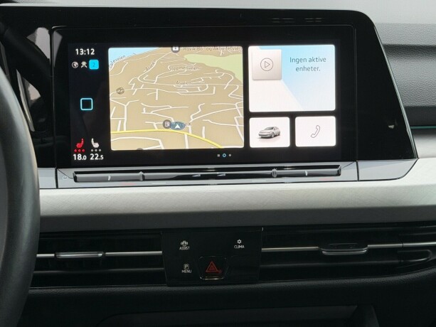 volkswagen-golf-elektrisitetbensin-2022-big-10