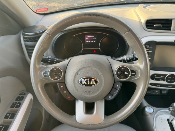 kia-soul-elektrisitet-2018-big-13