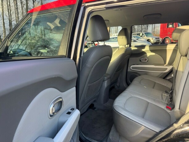 kia-soul-elektrisitet-2018-big-10