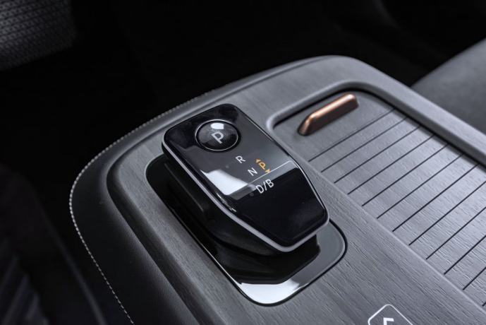 nissan-ariya-elektrisitet-2023-big-9