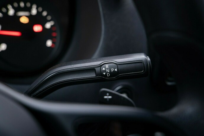 mercedes-benz-sprinter-diesel-2019-big-11