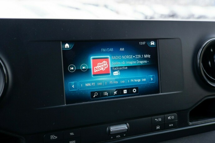 mercedes-benz-sprinter-diesel-2019-big-14