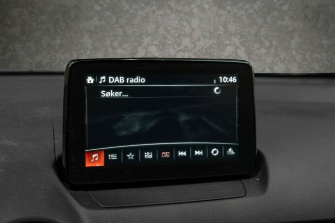 mazda-cx-3-bensin-2018-big-23