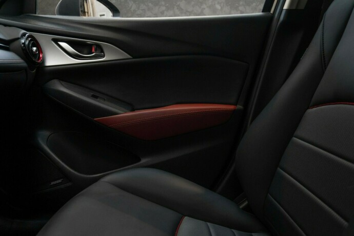 mazda-cx-3-bensin-2018-big-17