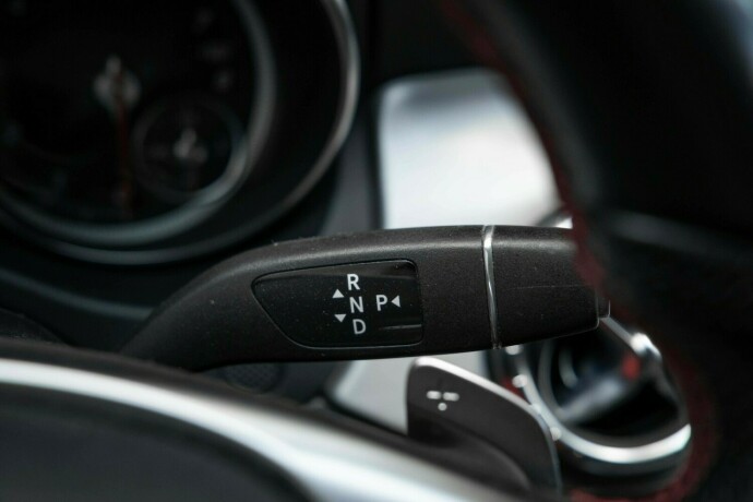 mercedes-benz-cla-bensin-2017-big-16