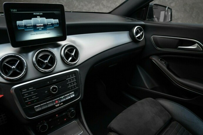 mercedes-benz-cla-bensin-2017-big-17
