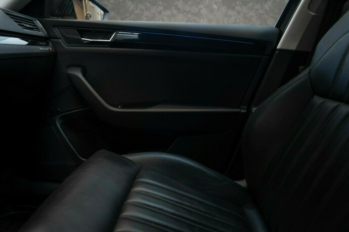 skoda-superb-diesel-2017-big-17