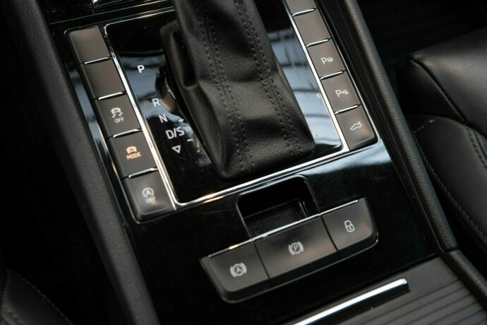 skoda-superb-diesel-2017-big-19