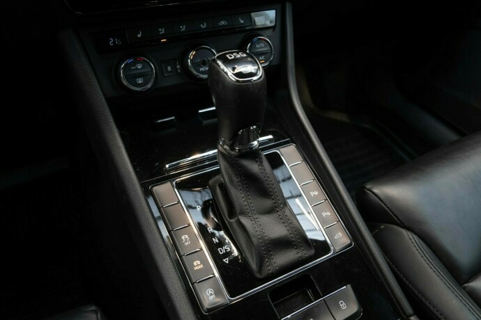 skoda-superb-diesel-2017-big-18