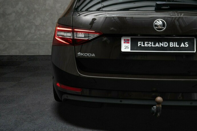 skoda-superb-diesel-2017-big-8