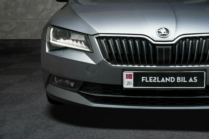 skoda-superb-diesel-2016-big-5