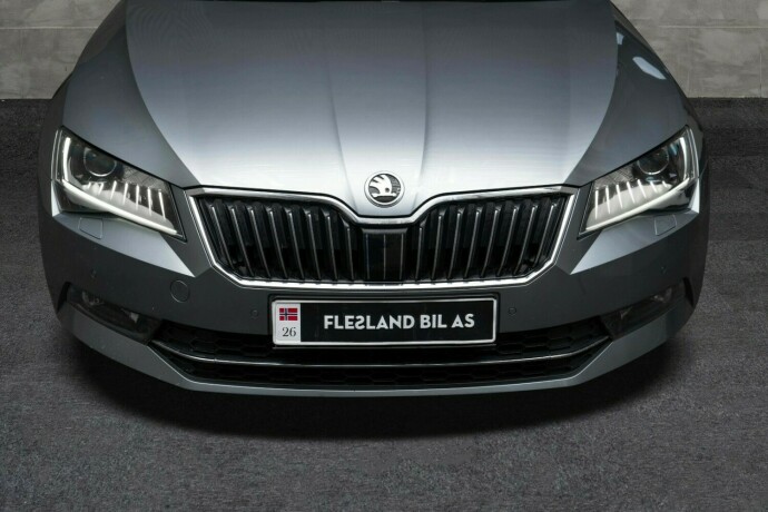 skoda-superb-diesel-2016-big-4
