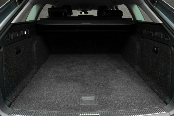 skoda-superb-diesel-2016-big-34