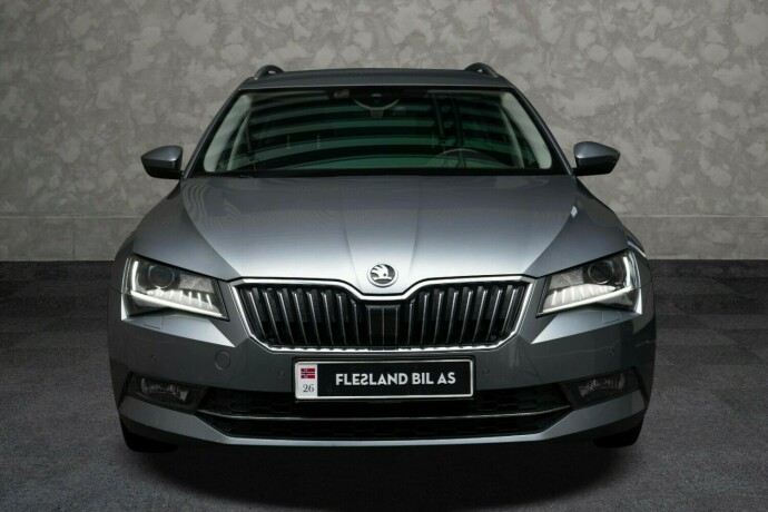 skoda-superb-diesel-2016-big-6